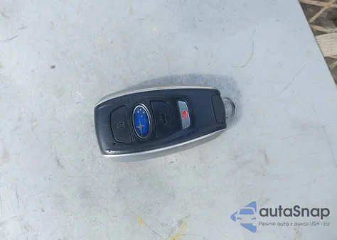 2018 Subaru Impreza 2.0I Limited из США, поврежденный, VIN 4S3GTAT65J3730871